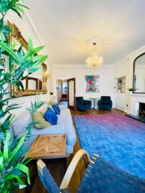 Stunning Royal Mile 2 bedroom apartment